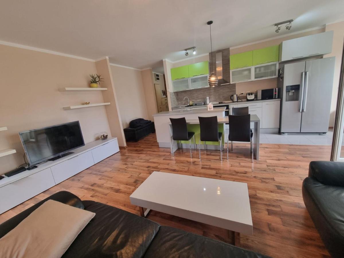 Апартаменты Hawaii- 2 Bdr, Arena, Sava Centar, Free Parking Белград Экстерьер фото