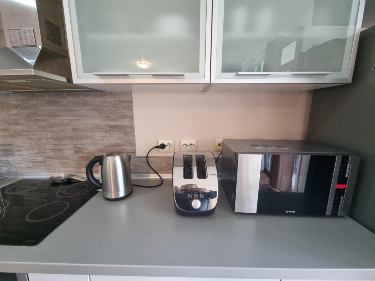 Апартаменты Hawaii- 2 Bdr, Arena, Sava Centar, Free Parking Белград Экстерьер фото