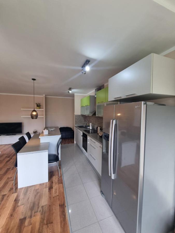 Апартаменты Hawaii- 2 Bdr, Arena, Sava Centar, Free Parking Белград Экстерьер фото
