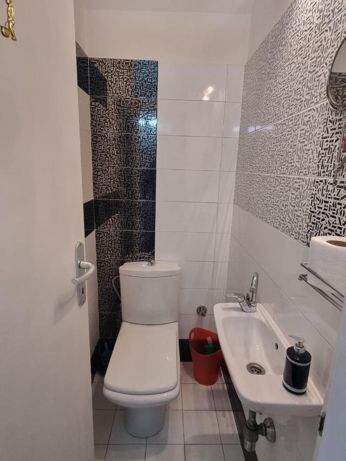 Апартаменты Hawaii- 2 Bdr, Arena, Sava Centar, Free Parking Белград Экстерьер фото