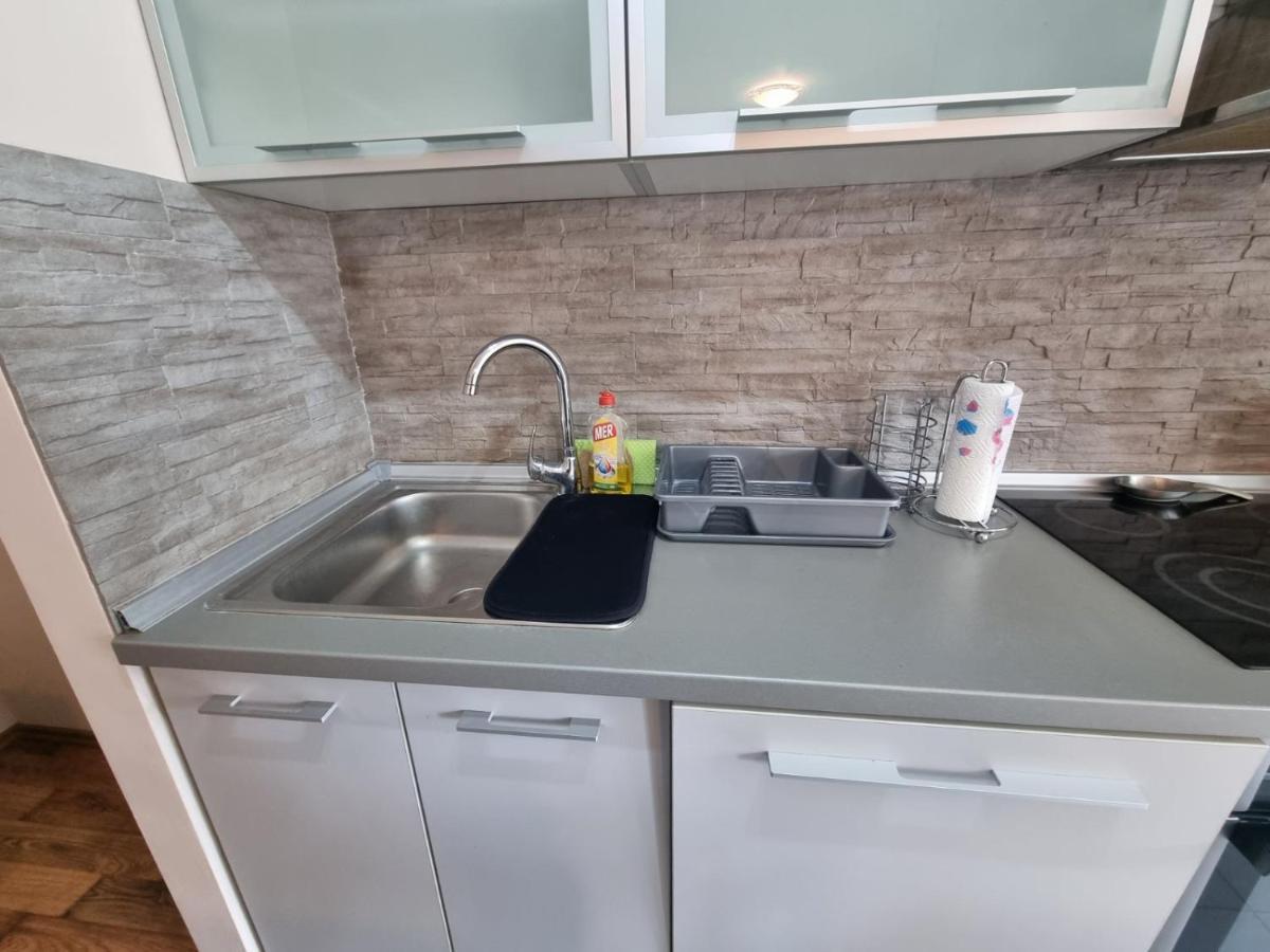 Апартаменты Hawaii- 2 Bdr, Arena, Sava Centar, Free Parking Белград Экстерьер фото